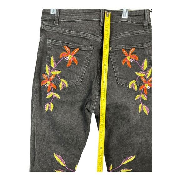H&M Black Straight Jeans Red/Green Embroidered Flowers Stretch Women's Size 4 - Picture 5 of 11